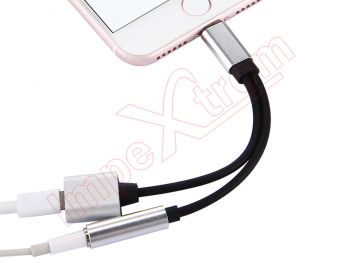Cable adaptador de 10cm de 8 pines macho (lightning) a lightning hembra + audio jack hembra, color gris dispositivos Apple